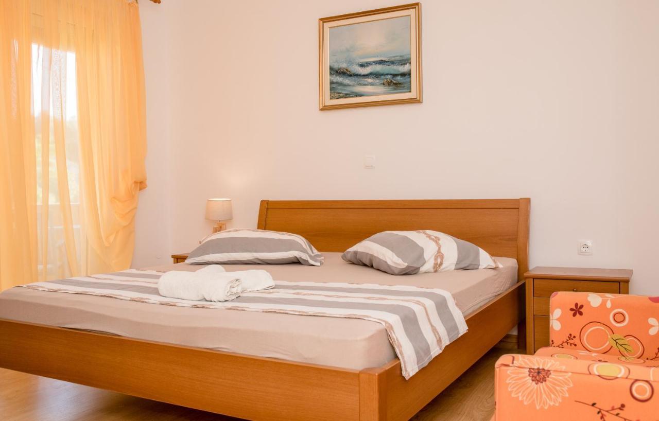 Apartments Silvana In קמפור מראה חיצוני תמונה