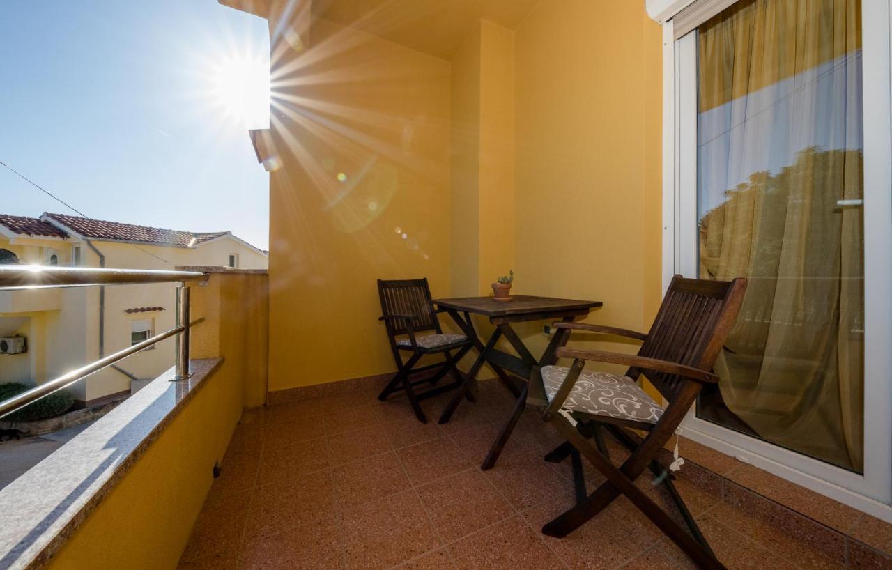 Apartments Silvana In קמפור מראה חיצוני תמונה