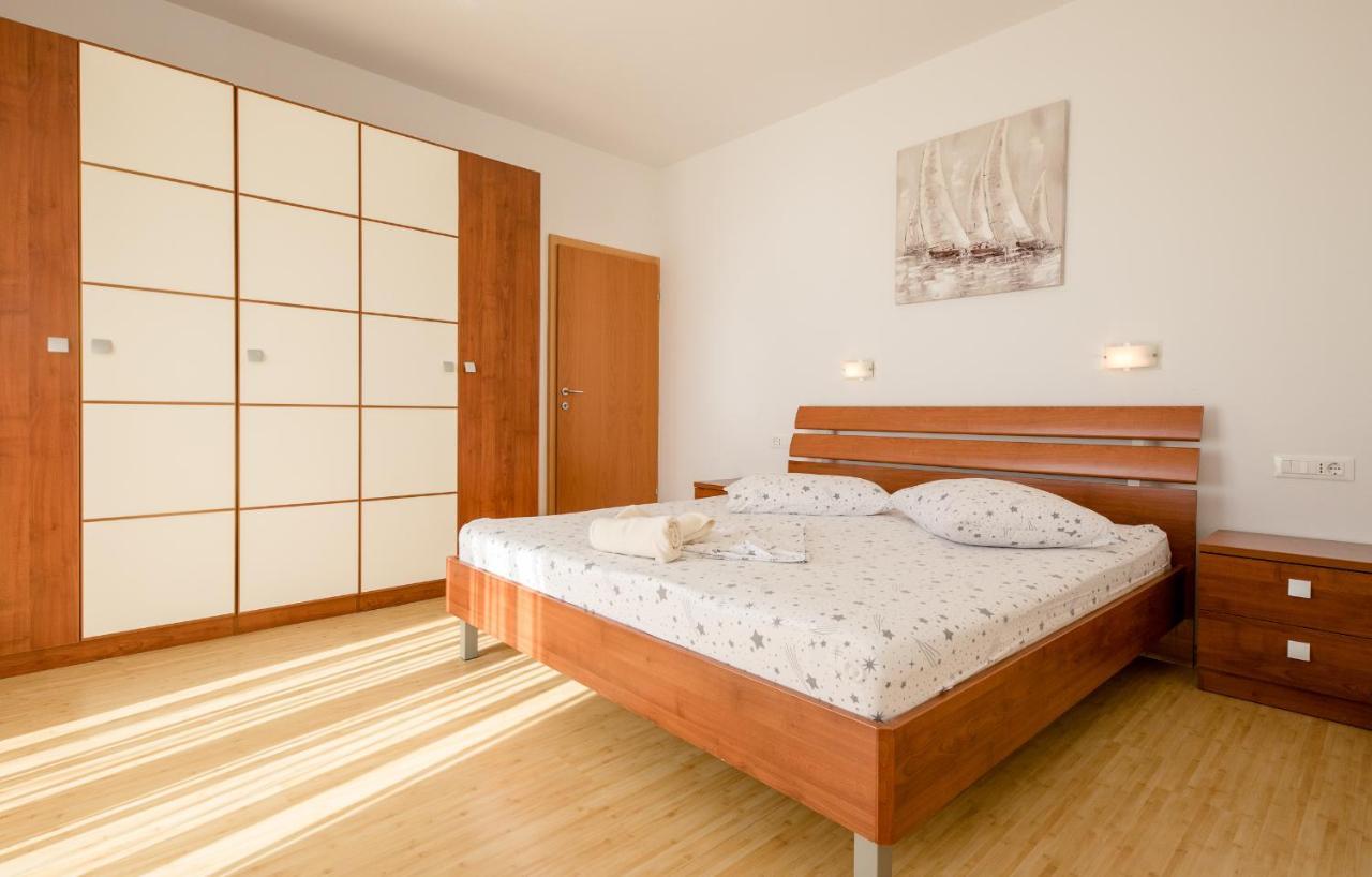 Apartments Silvana In קמפור מראה חיצוני תמונה